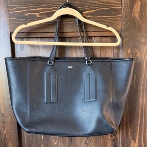 DKNY Elegant Black Tote Bag